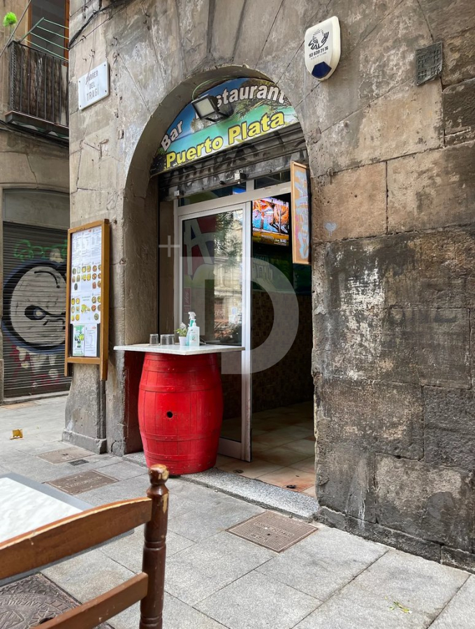 Коммерческая недвижимость в Барселоне, Испания, 160 м² - фото 6