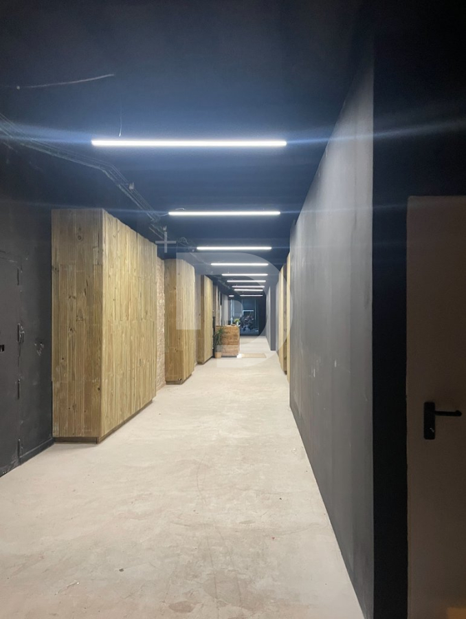 Коммерческая недвижимость в Эйшампле, Испания, 711 м² - фото 5