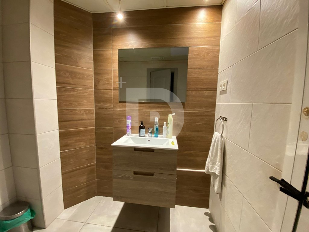 Магазин в Барселоне, Испания, 148 м² - фото 9