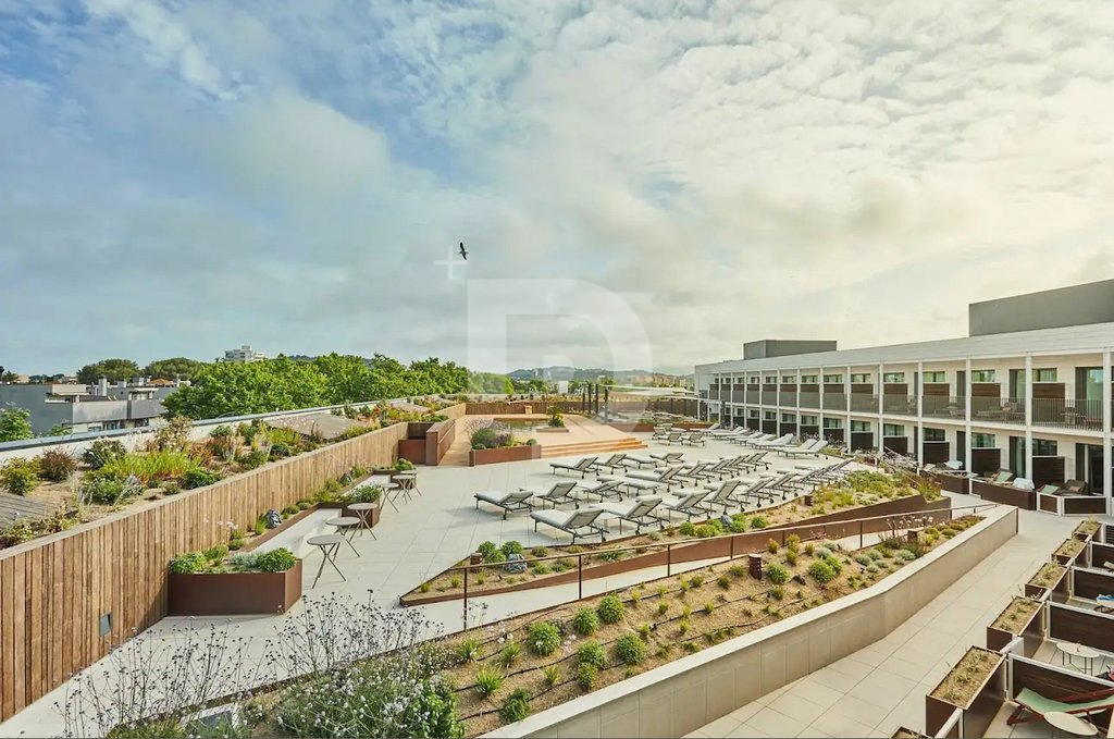 Отель, гостиница Каталония, Испания, 4 992 м² - фото 9