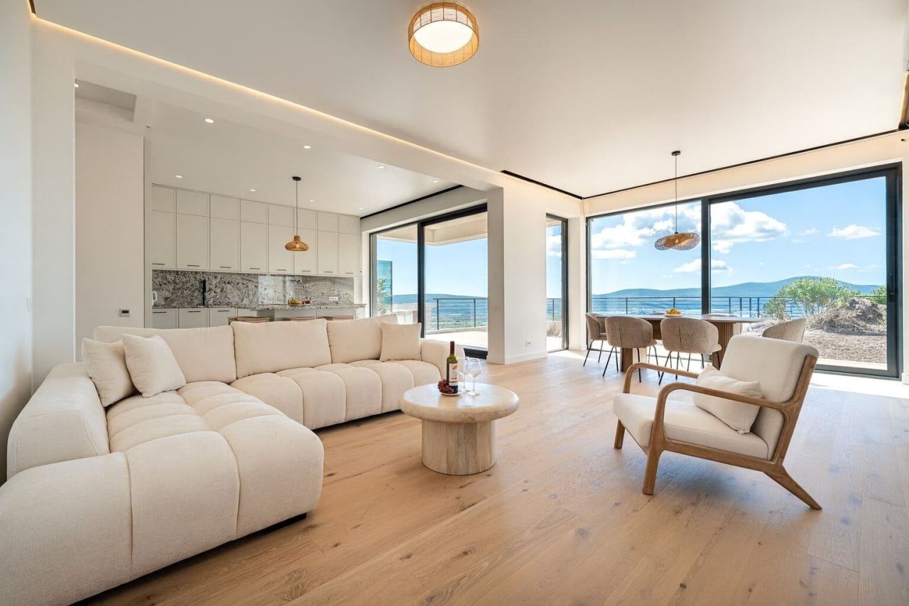 Дом в Каваче, Черногория, 200 м² - фото 2