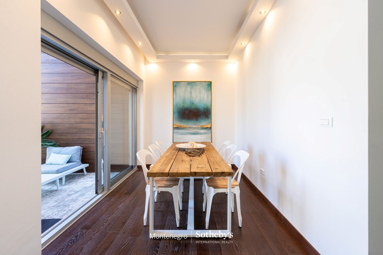 Апартаменты в Доброте, Черногория, 82 м² - фото 6