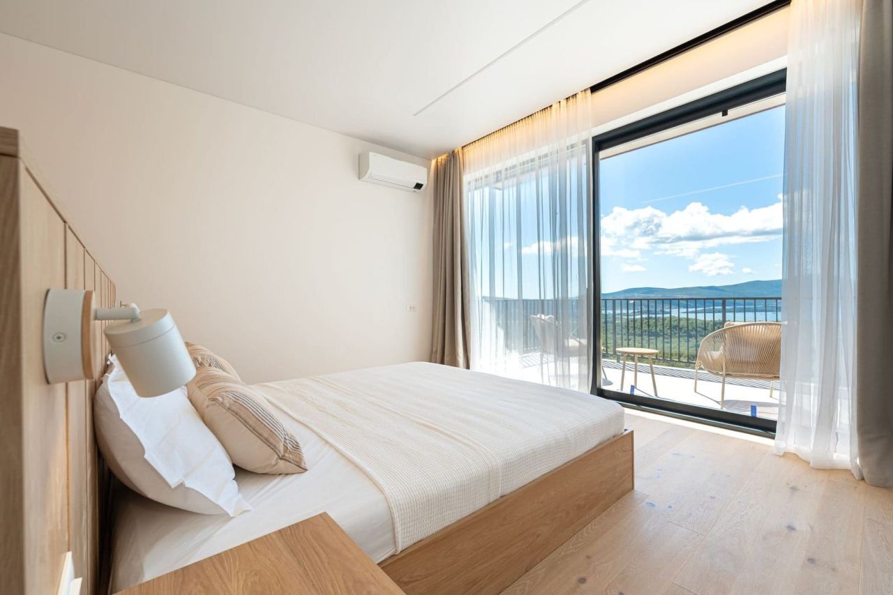 Дом в Каваче, Черногория, 200 м² - фото 7