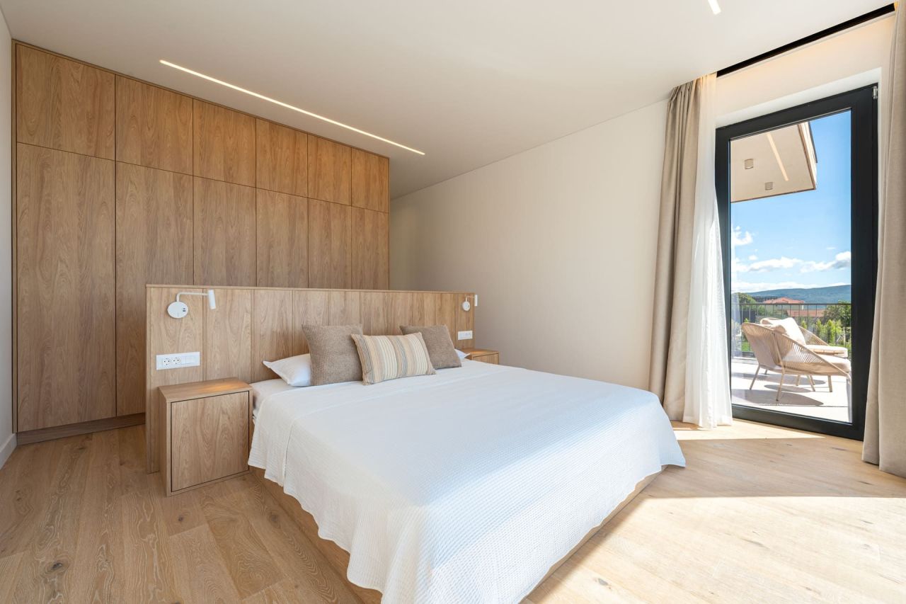 Дом в Каваче, Черногория, 200 м² - фото 9