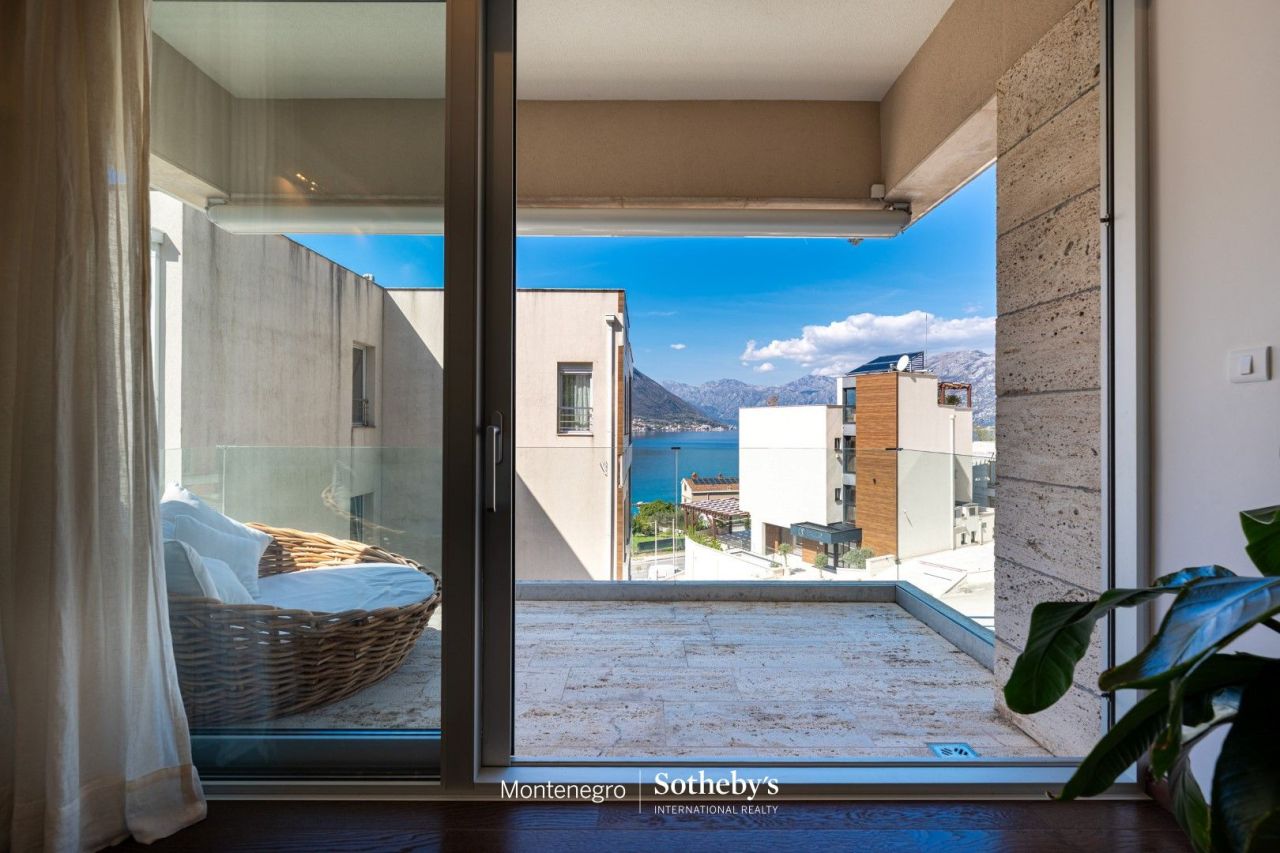 Апартаменты в Доброте, Черногория, 82 м² - фото 10