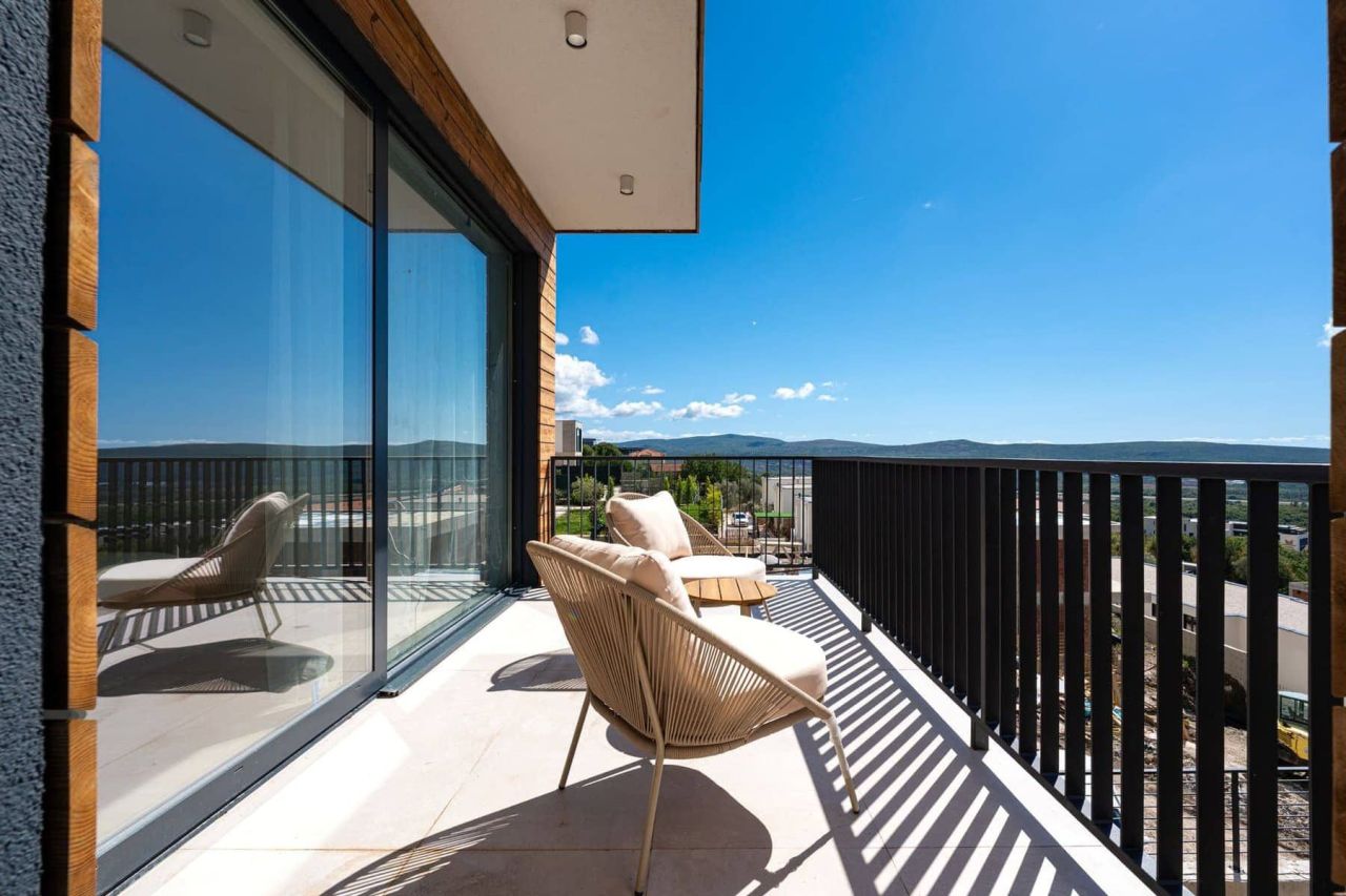 Дом в Каваче, Черногория, 200 м² - фото 12