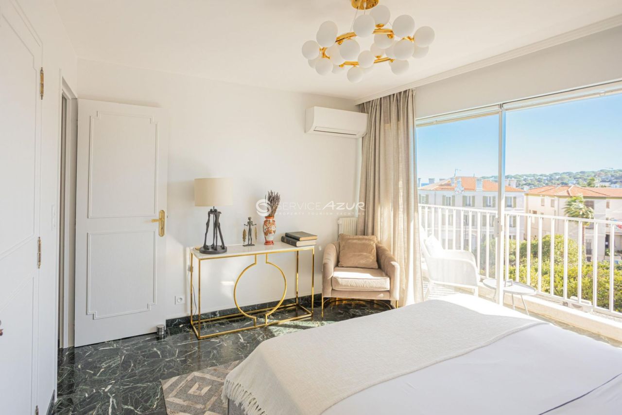 Апартаменты в Антибе, Франция, 120 м² - фото 12