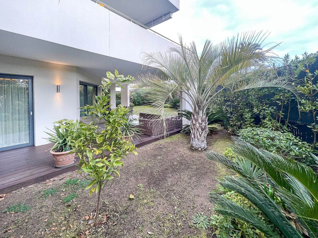 Апартаменты в Антибе, Франция, 100 м² - фото 15