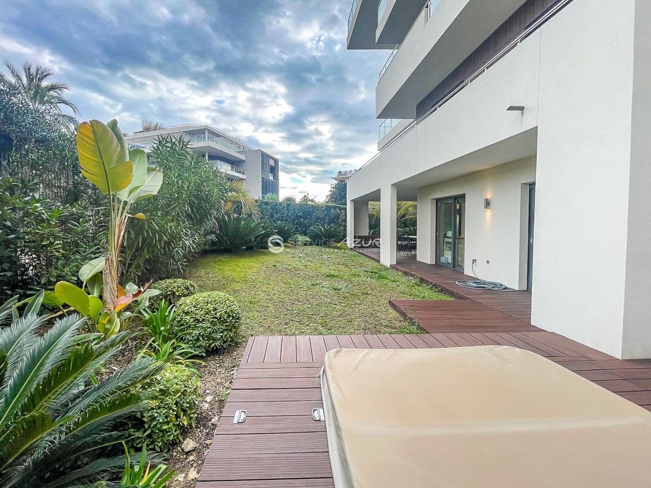 Апартаменты в Антибе, Франция, 100 м² - фото 16