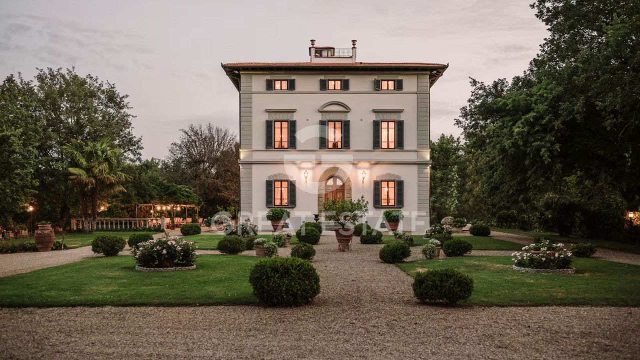 Дом Cavriglia, Италия, 900 м² - фото 1