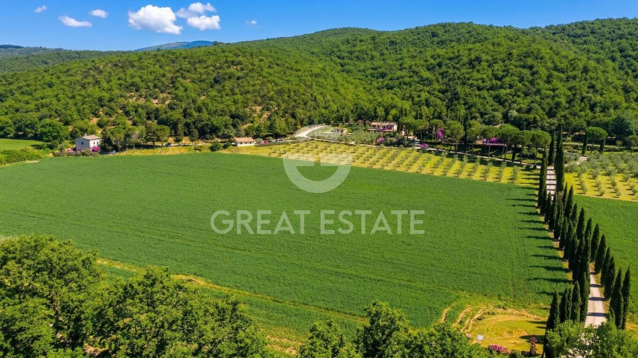 Дом в Корчано, Италия, 1 052.7 м² - фото 4