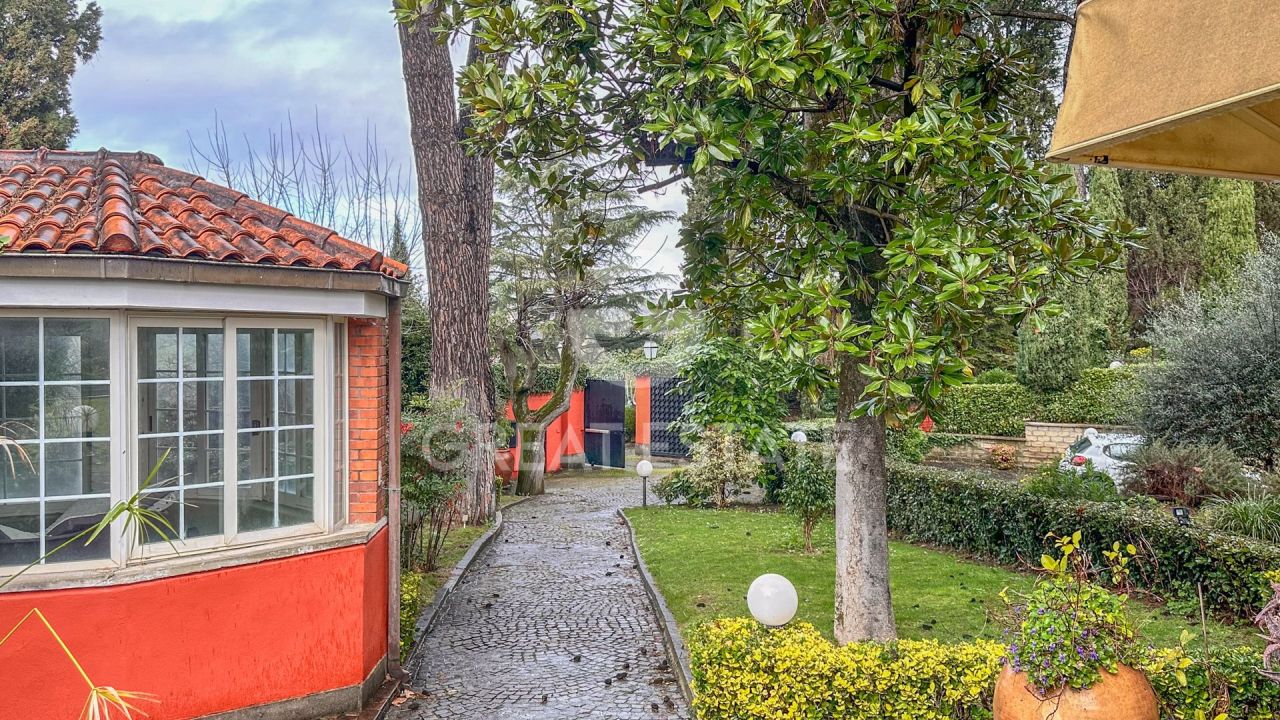 Вилла в Риме, Италия, 724.5 м² - фото 7