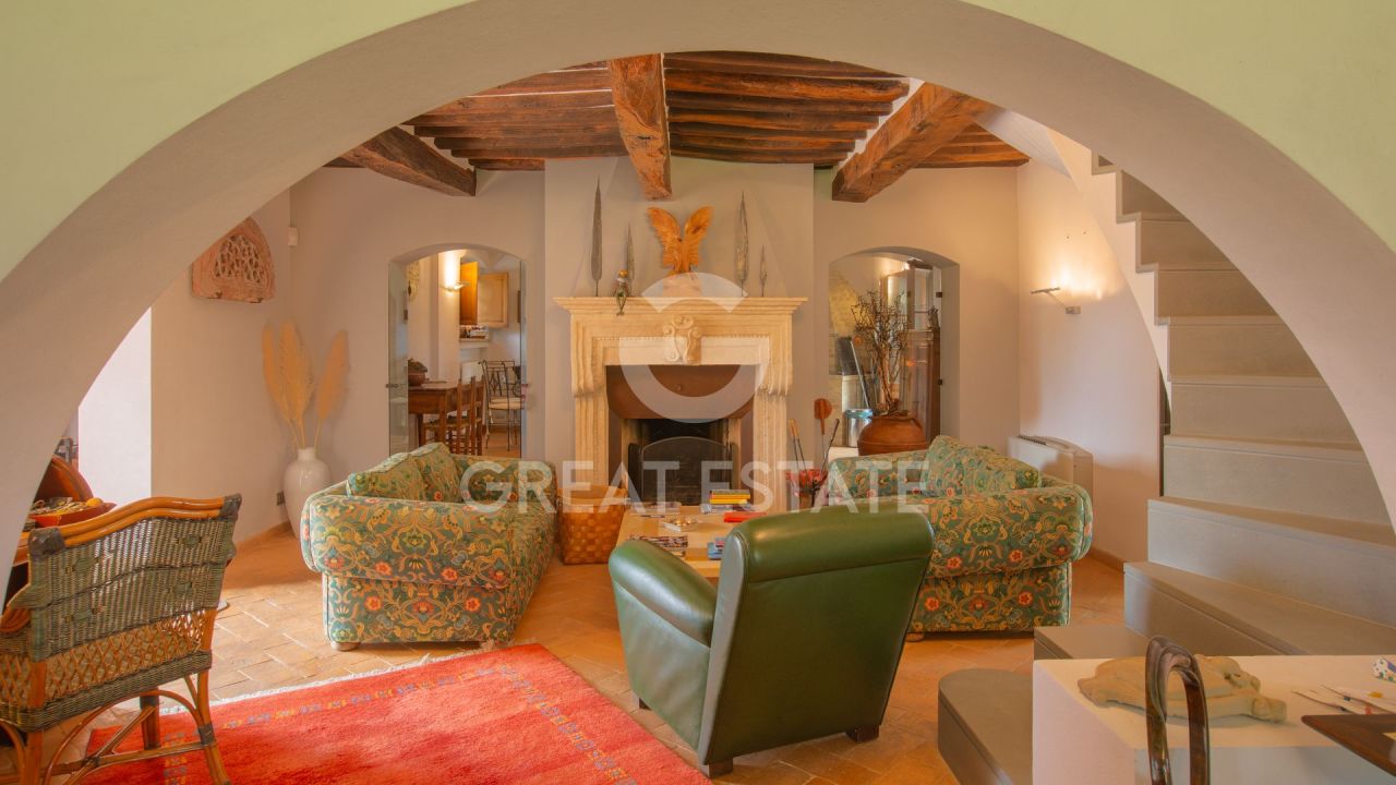 Дом в Кьюси, Италия, 355.35 м² - фото 9