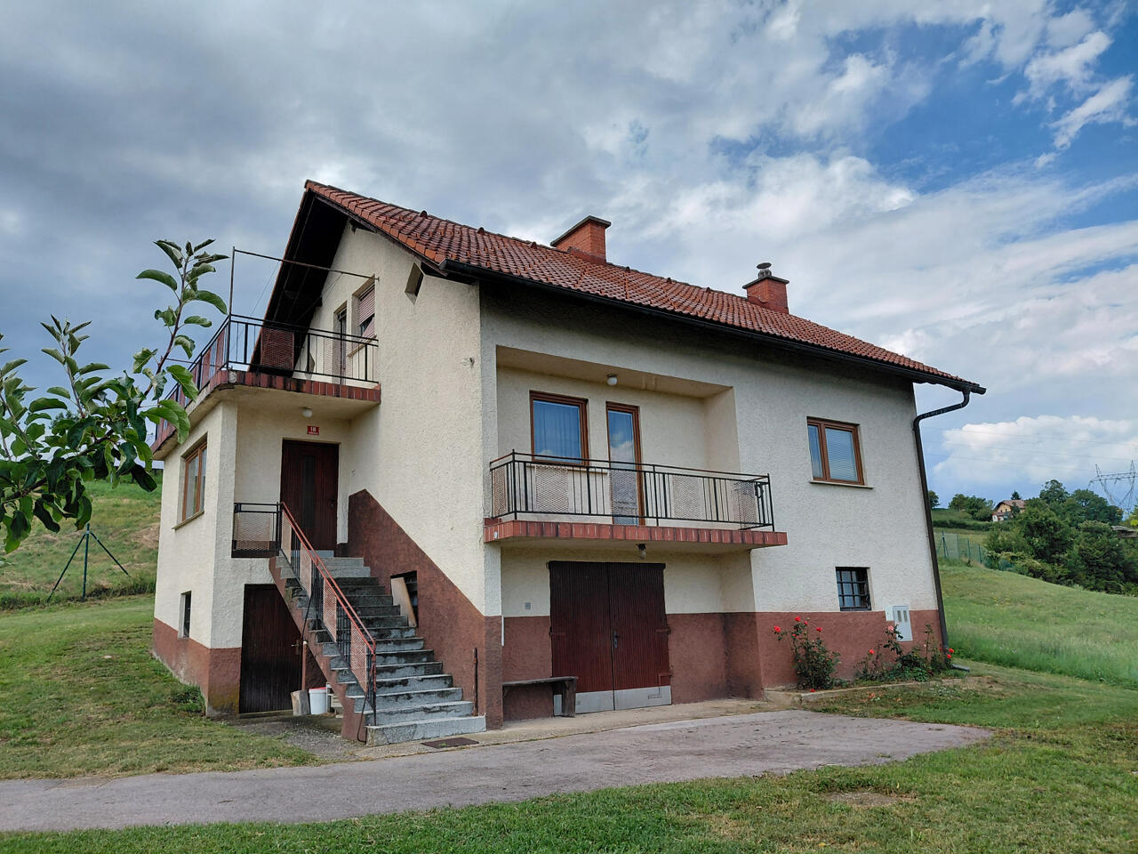 Ферма в Шмарье-при-Елшах, Словения, 20 000 м² - фото 1