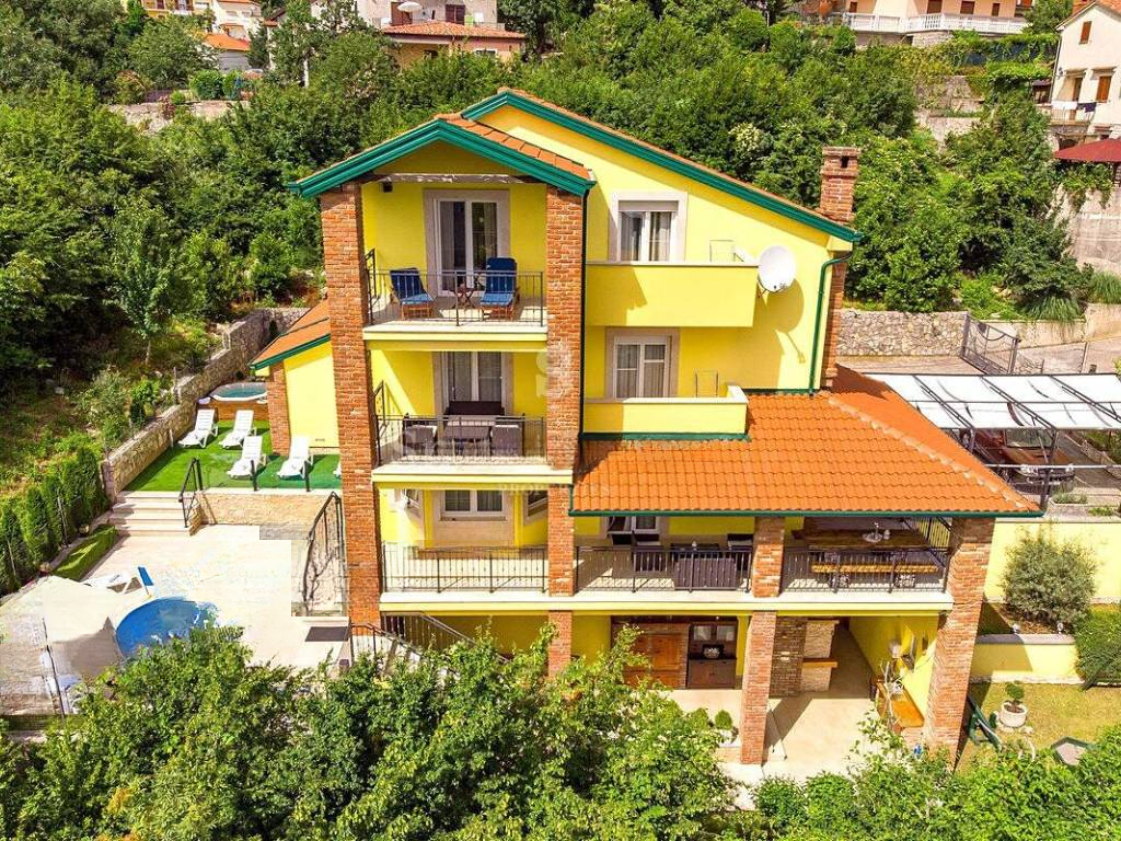 Дом в Опатии, Хорватия, 639 м² - фото 1