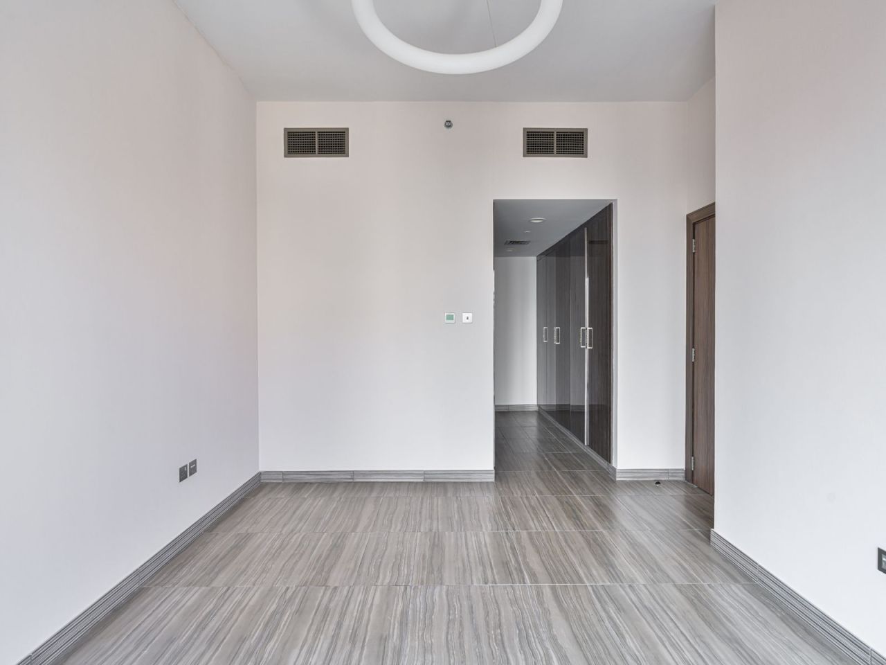 Квартира в Дубае, ОАЭ, 70 м² - фото 11