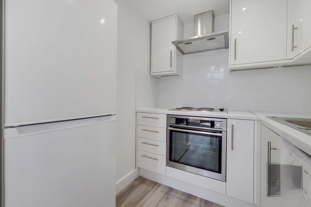 Квартира в Лондоне, Великобритания, 28 м² - фото 8