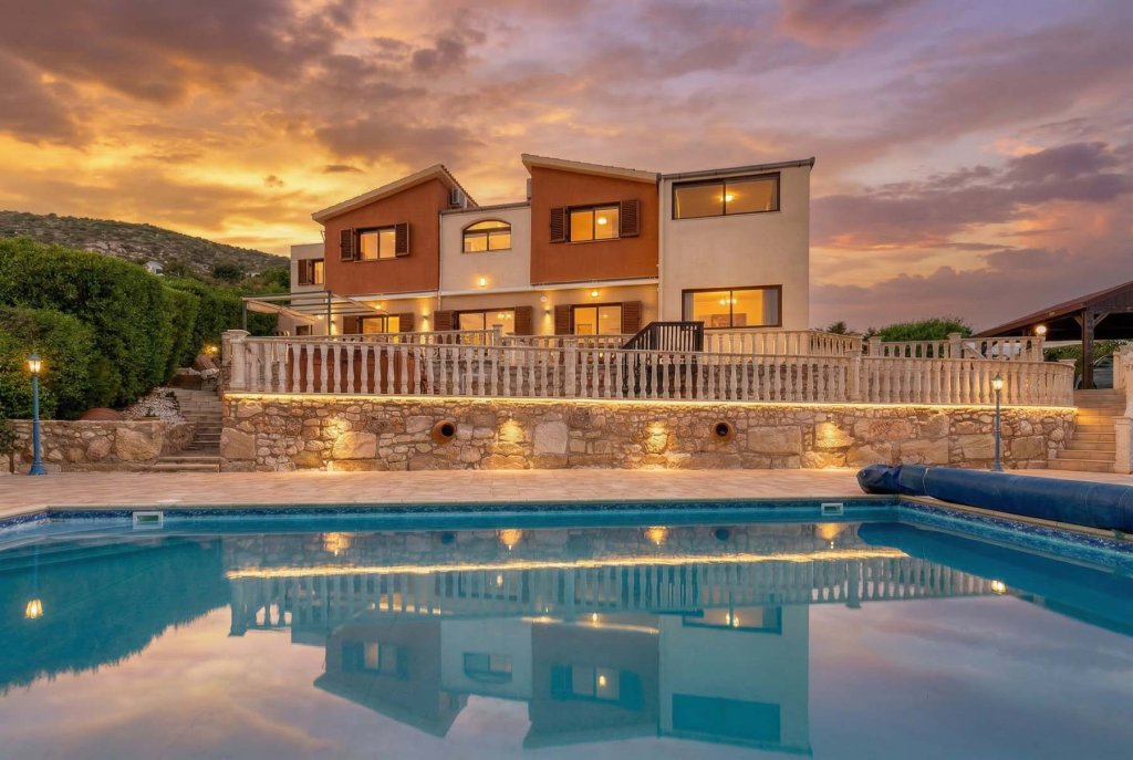 Квартира в Пафосе, Кипр, 224 м² - фото 1