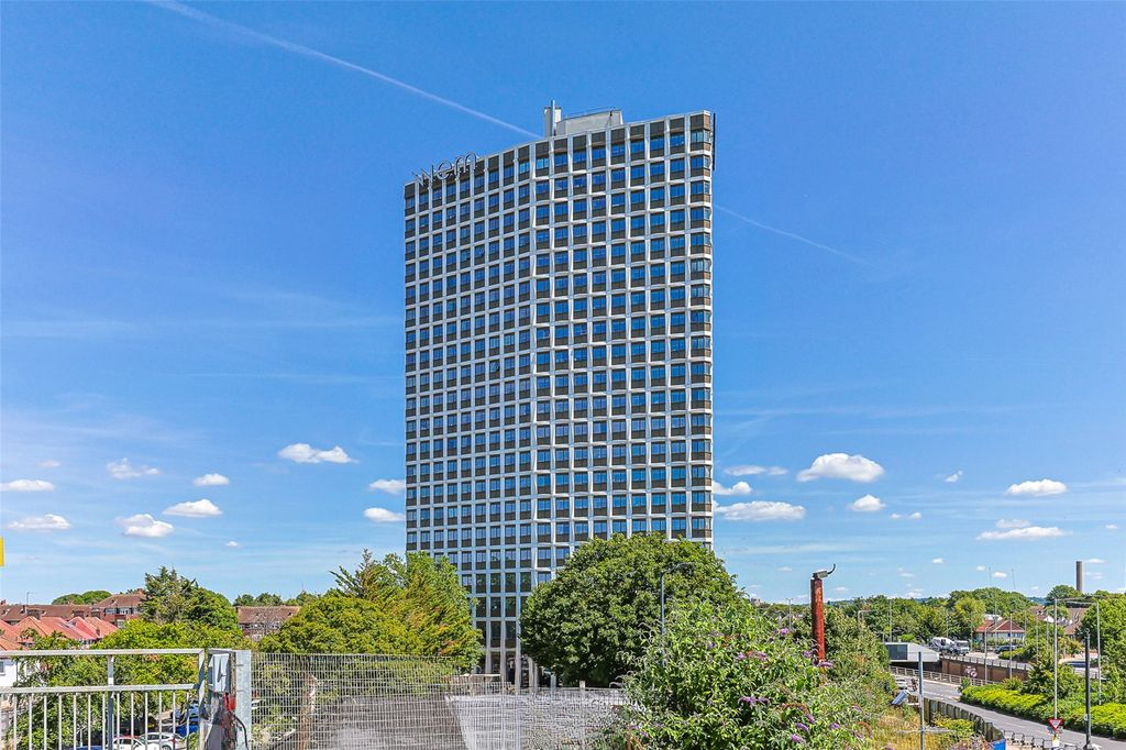 Квартира в Лондоне, Великобритания, 33 м² - фото 10