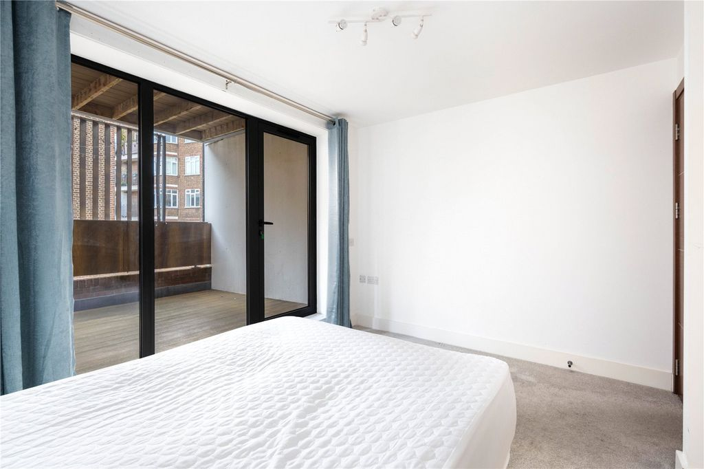 Квартира в Лондоне, Великобритания, 48 м² - фото 12