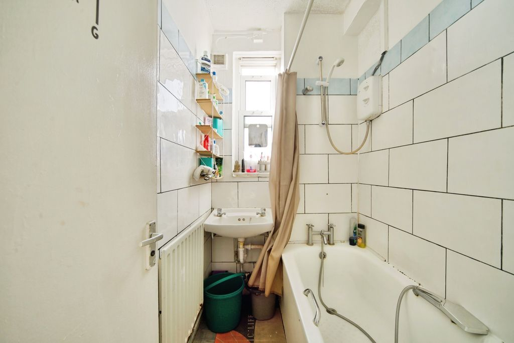 Квартира в Лондоне, Великобритания, 63 м² - фото 13