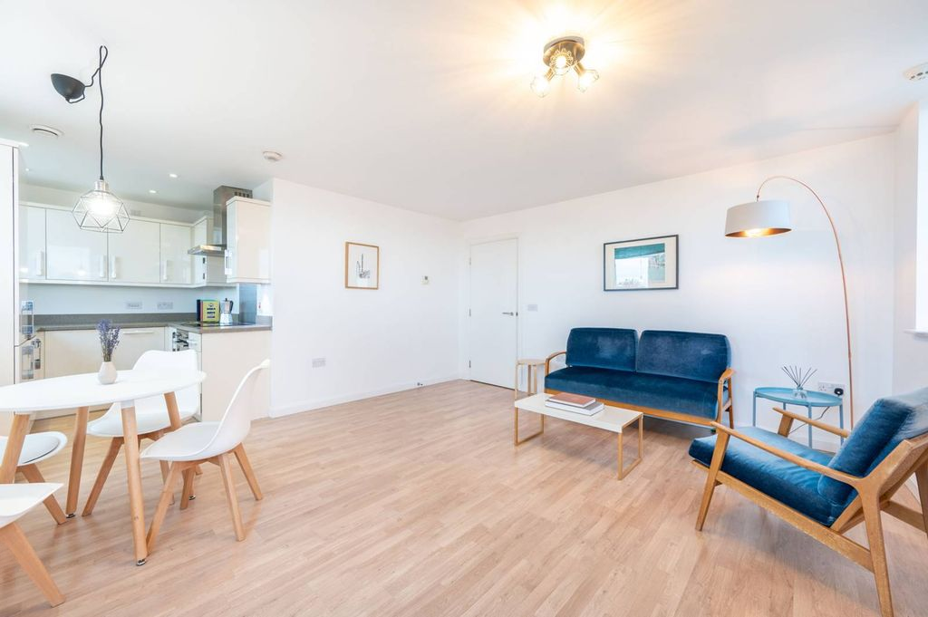 Квартира в Лондоне, Великобритания, 49 м² - фото 14