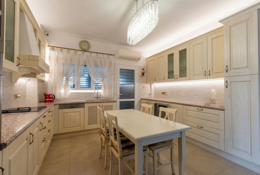 Квартира в Ларнаке, Кипр, 240 м² - фото 17