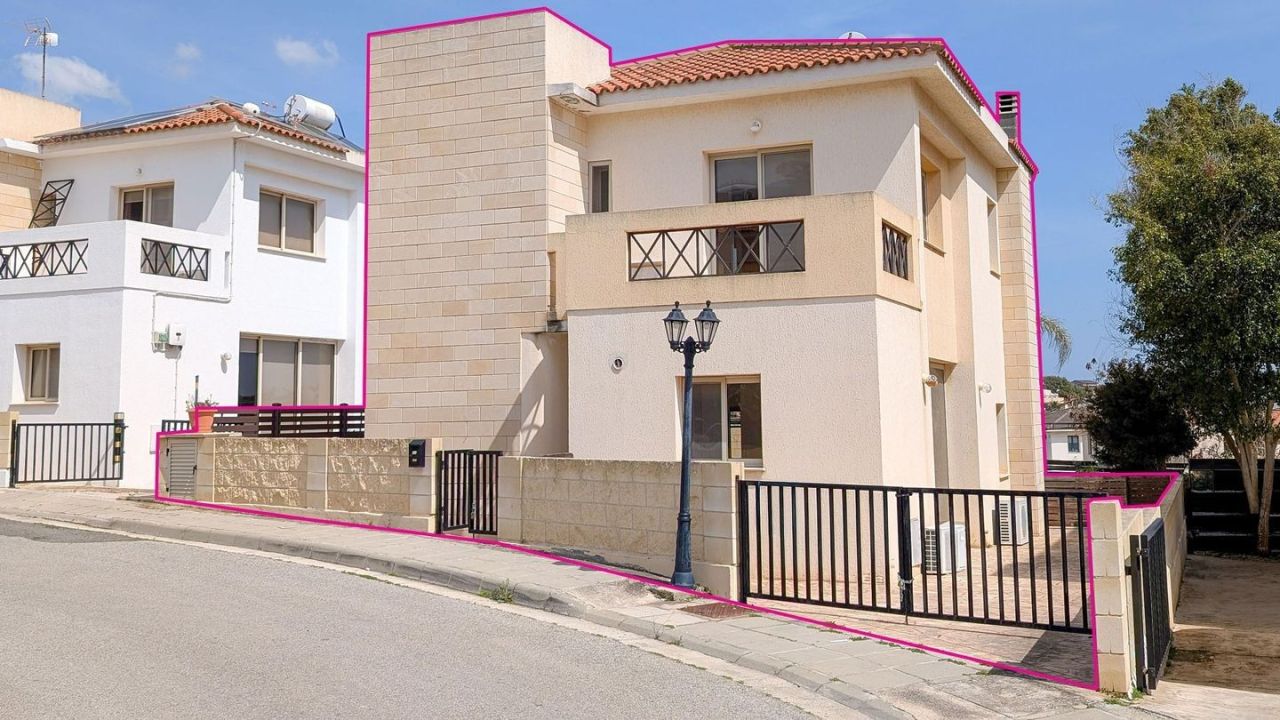 Вилла в Ларнаке, Кипр, 153 м² - фото 1