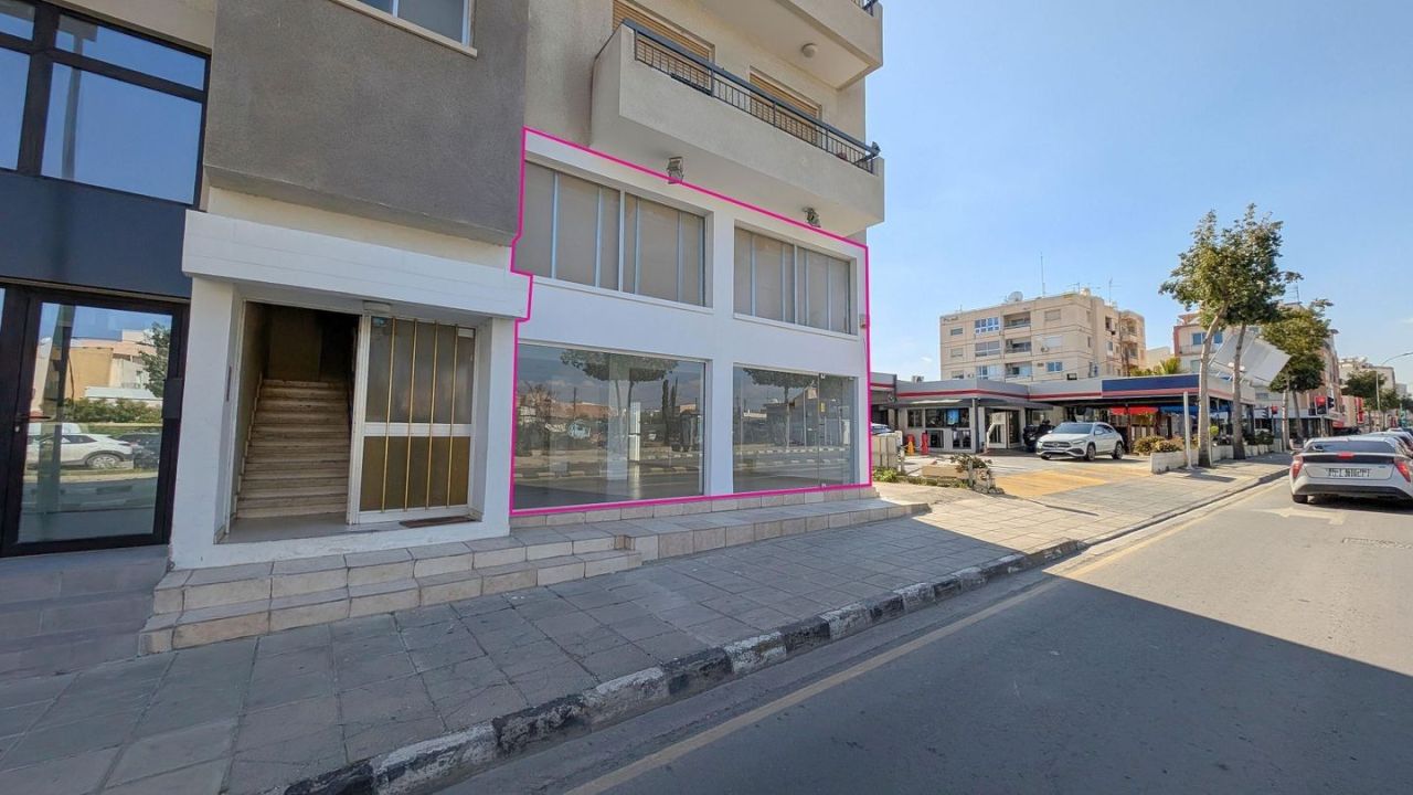 Магазин в Лимасоле, Кипр, 118 м² - фото 2