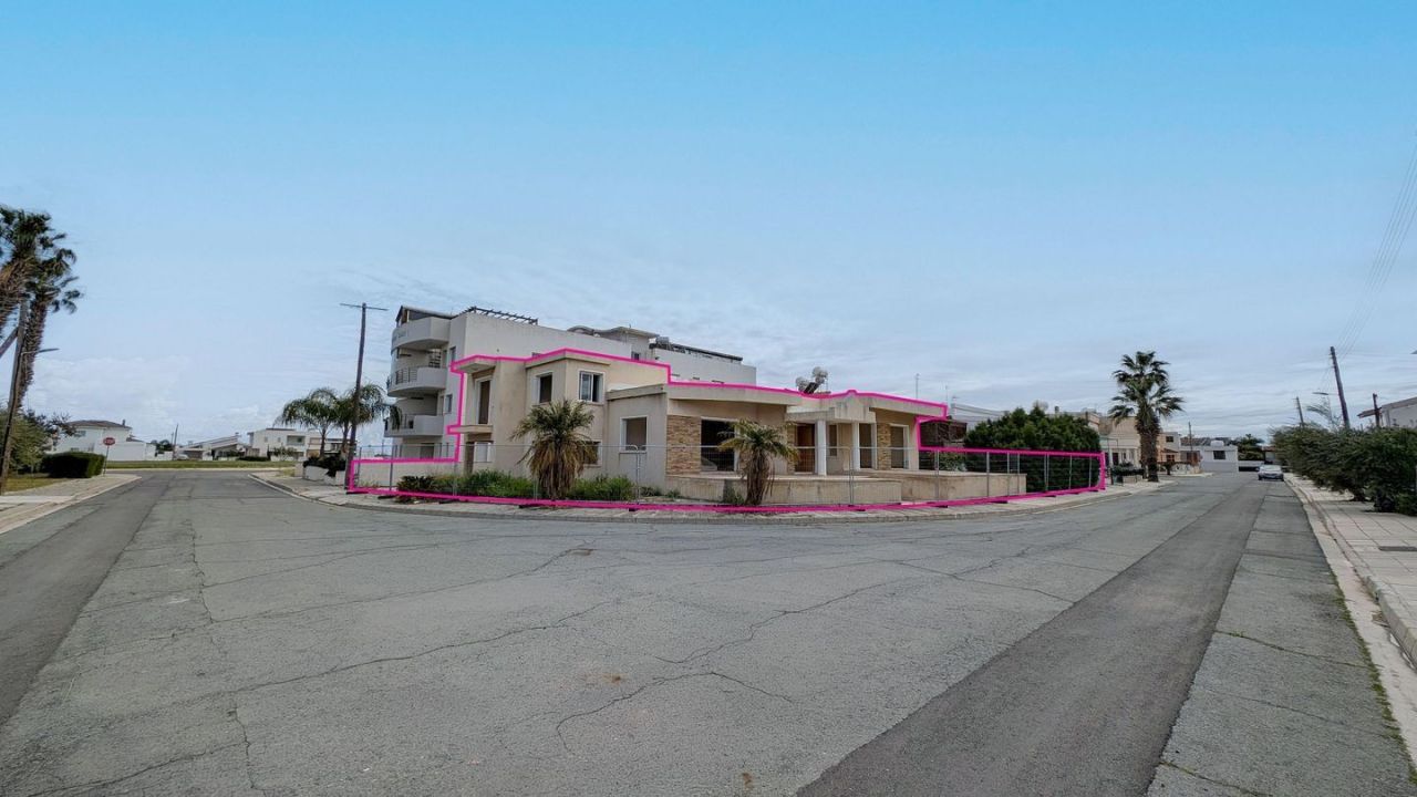 Бунгало в Ларнаке, Кипр, 243 м² - фото 2