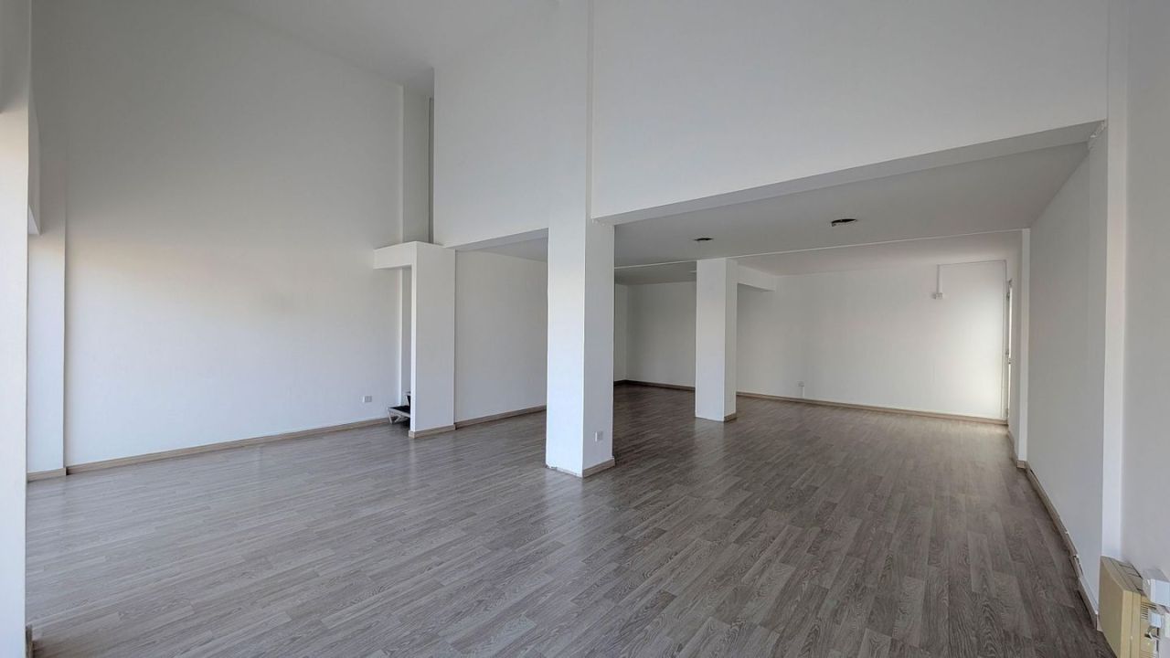 Магазин в Лимасоле, Кипр, 118 м² - фото 5