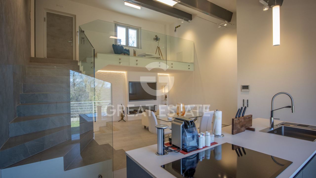 Вилла в Маджоне, Италия, 191.1 м² - фото 10