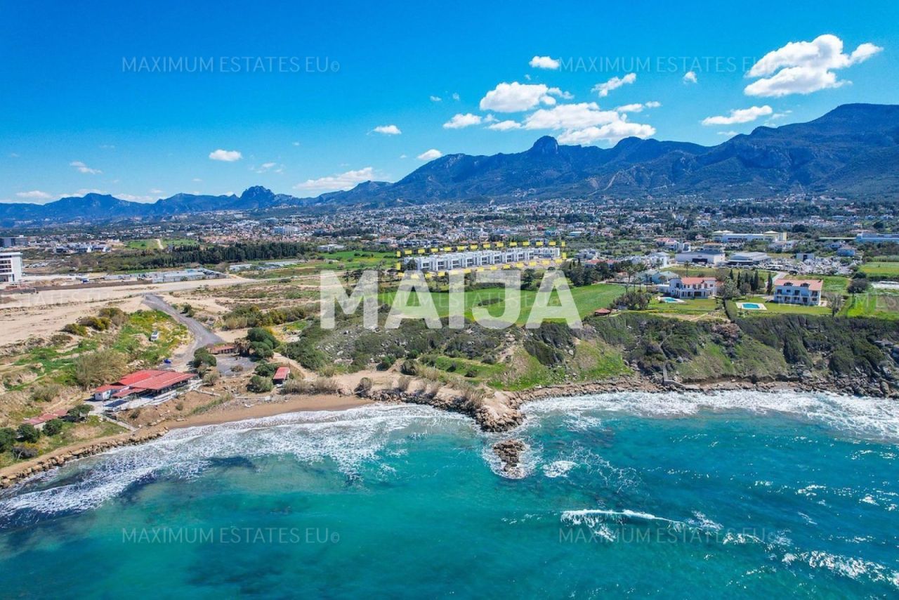 Дом в Кирении, Кипр, 292 м² - фото 1