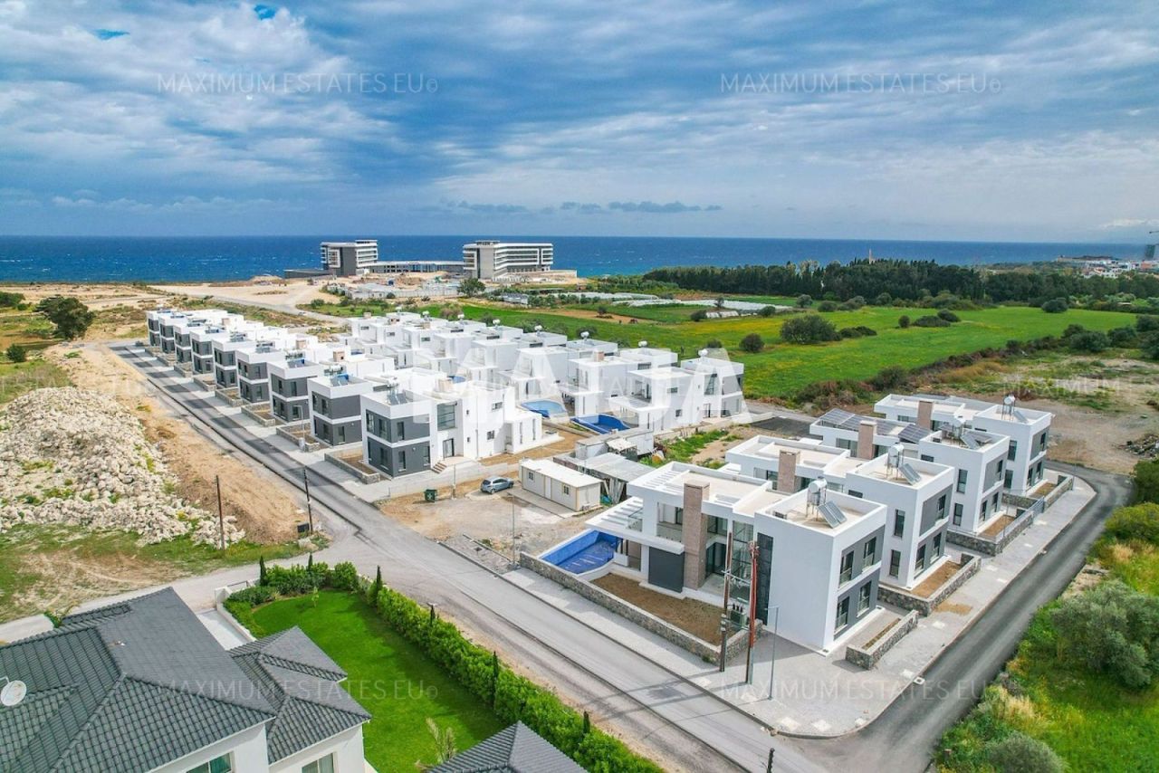 Дом в Кирении, Кипр, 292 м² - фото 4