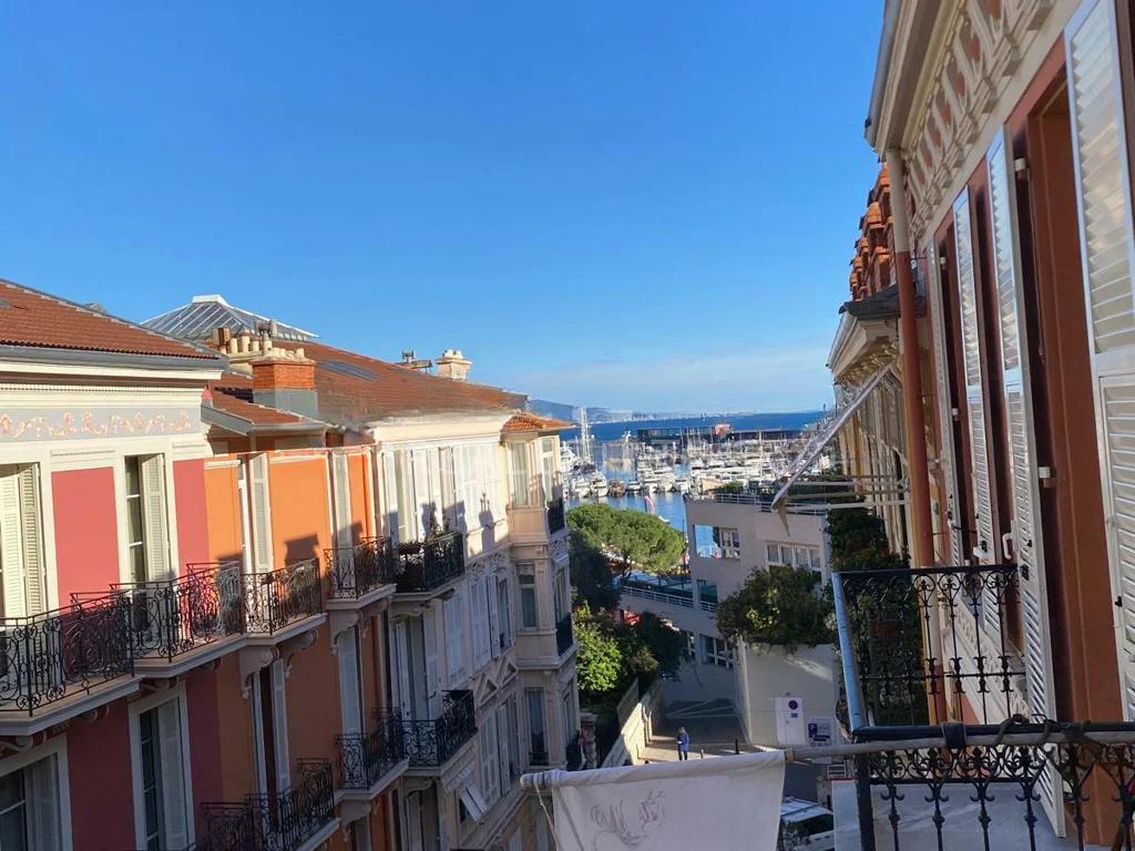 Квартира в Ла-Кондамине, Монако, 97 м² - фото 1