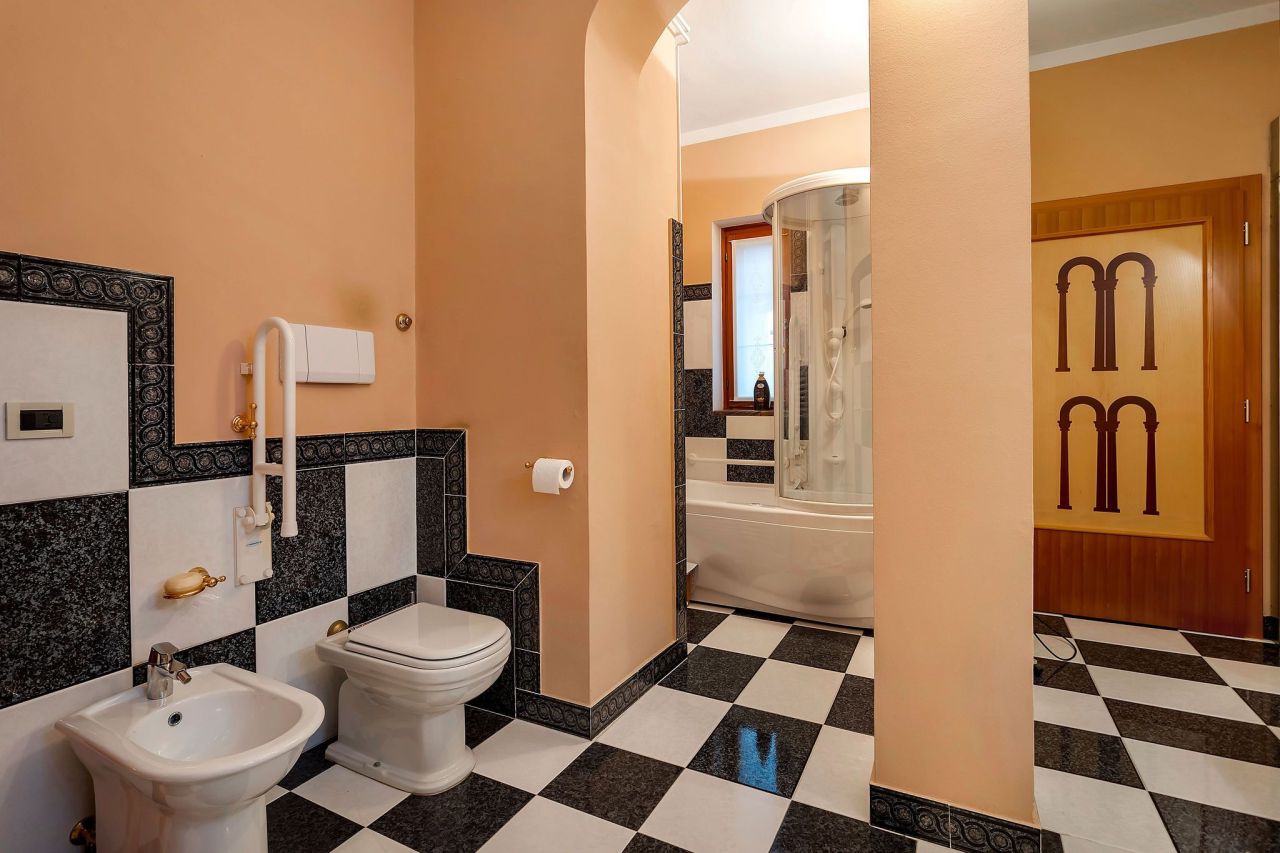 Вилла в Нова-Горице, Словения, 530 м² - фото 15