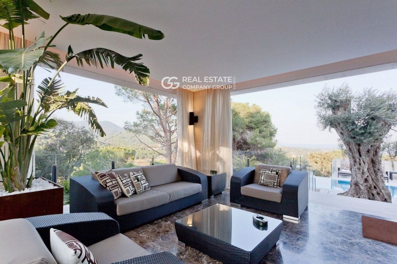 Шале в Сан-Андрес-де-Льеванерас, Испания, 384 м² - фото 6