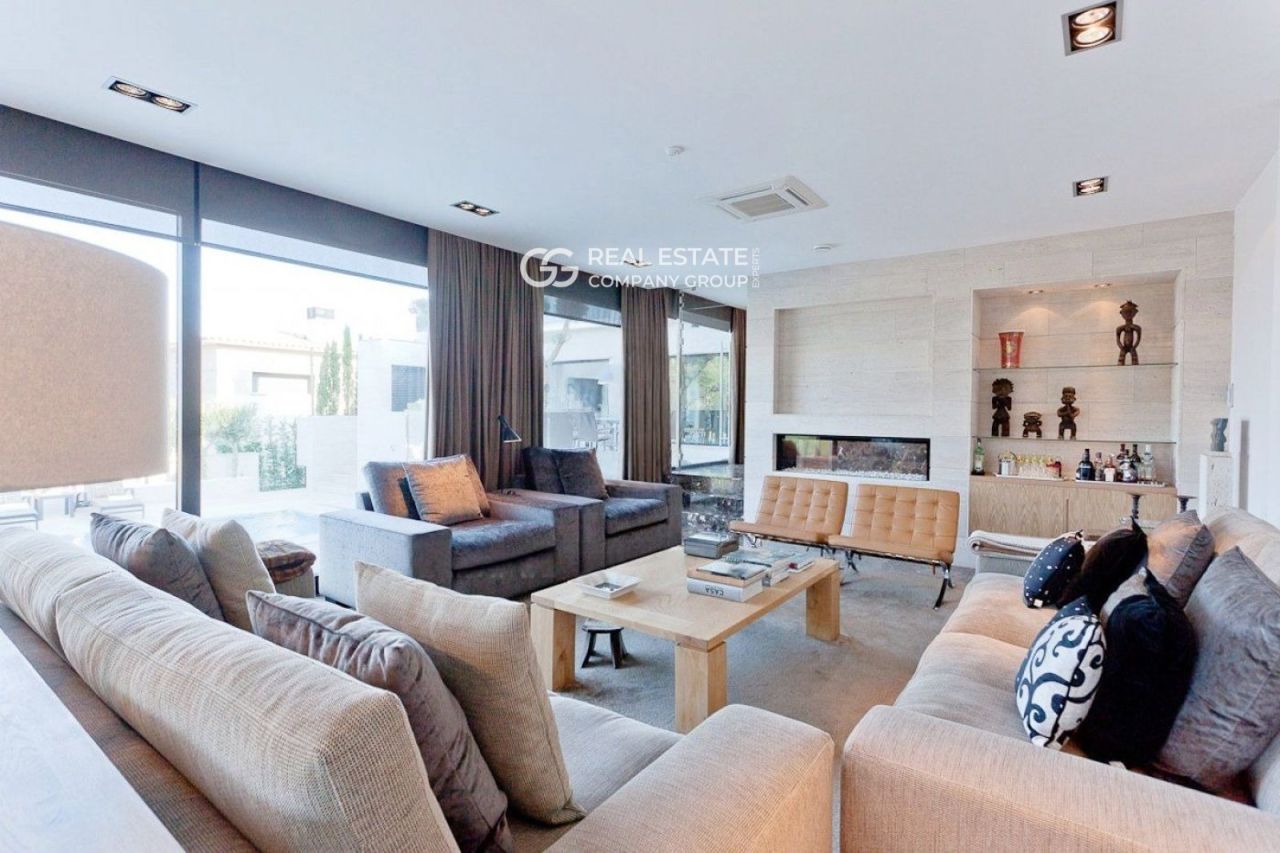 Шале в Сан-Андрес-де-Льеванерас, Испания, 384 м² - фото 7