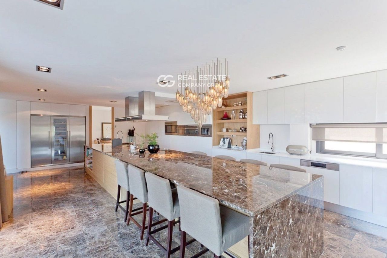 Шале в Сан-Андрес-де-Льеванерас, Испания, 384 м² - фото 11