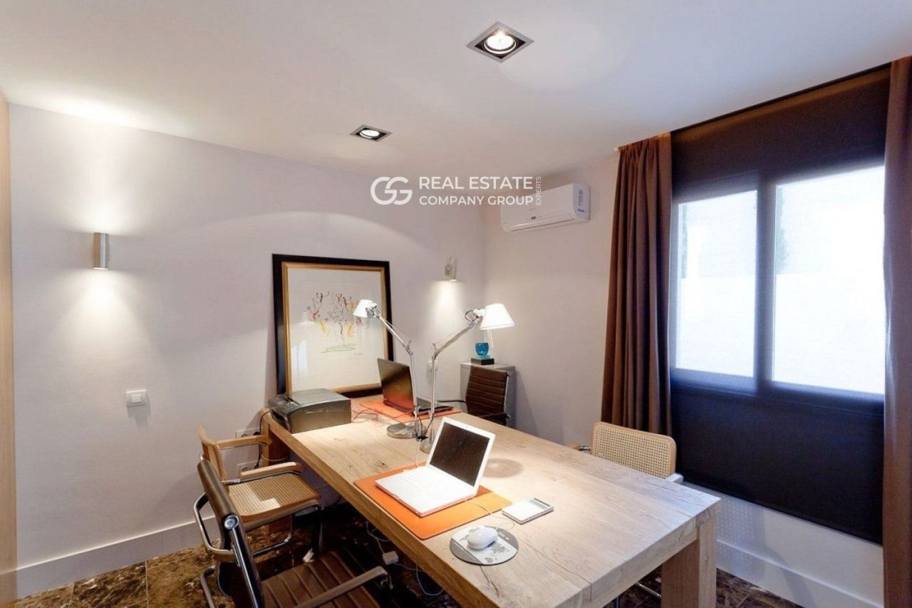 Шале в Сан-Андрес-де-Льеванерас, Испания, 384 м² - фото 17