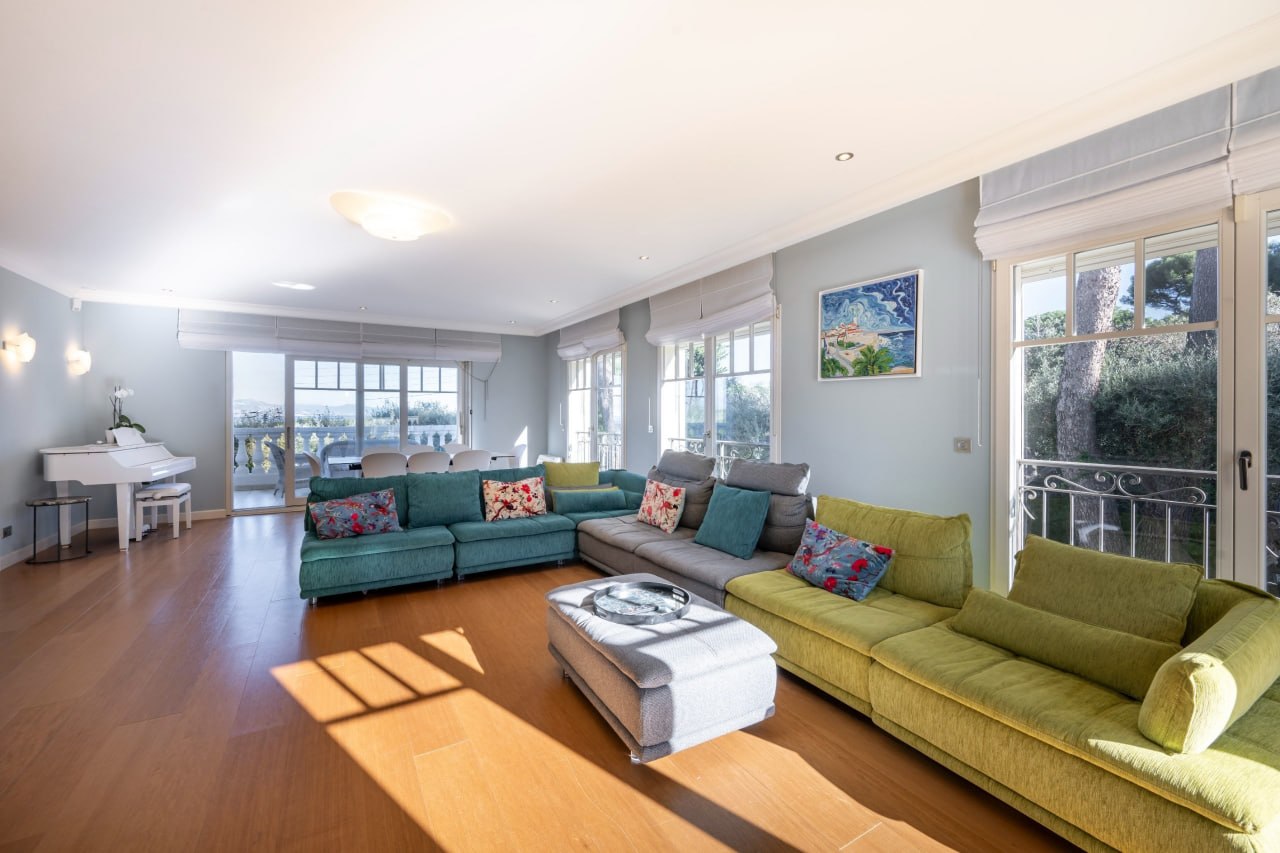 Вилла в Антибе, Франция, 240 м² - фото 8