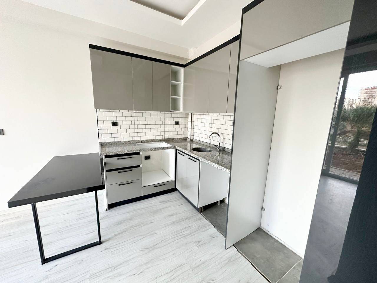 Квартира в Мерсине, Турция, 56 м² - фото 3