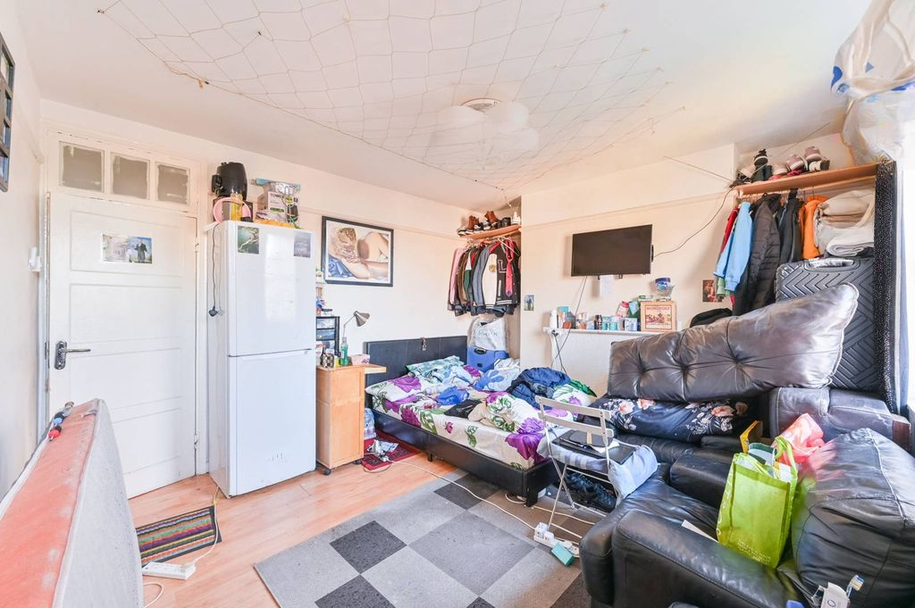 Квартира в Лондоне, Великобритания, 60 м² - фото 2