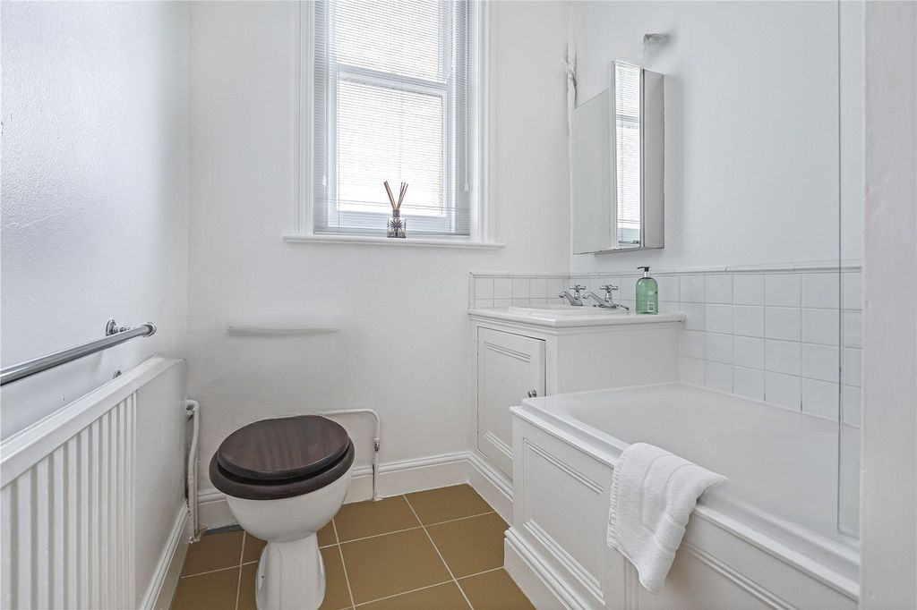 Квартира в Лондоне, Великобритания, 107 м² - фото 2