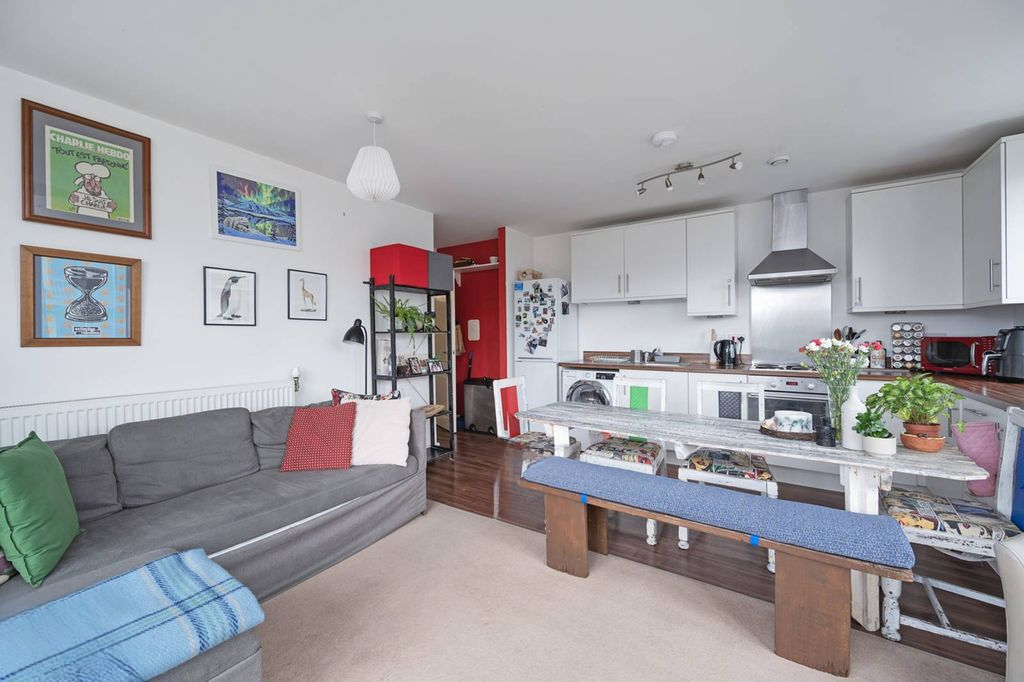 Квартира в Лондоне, Великобритания, 70 м² - фото 3