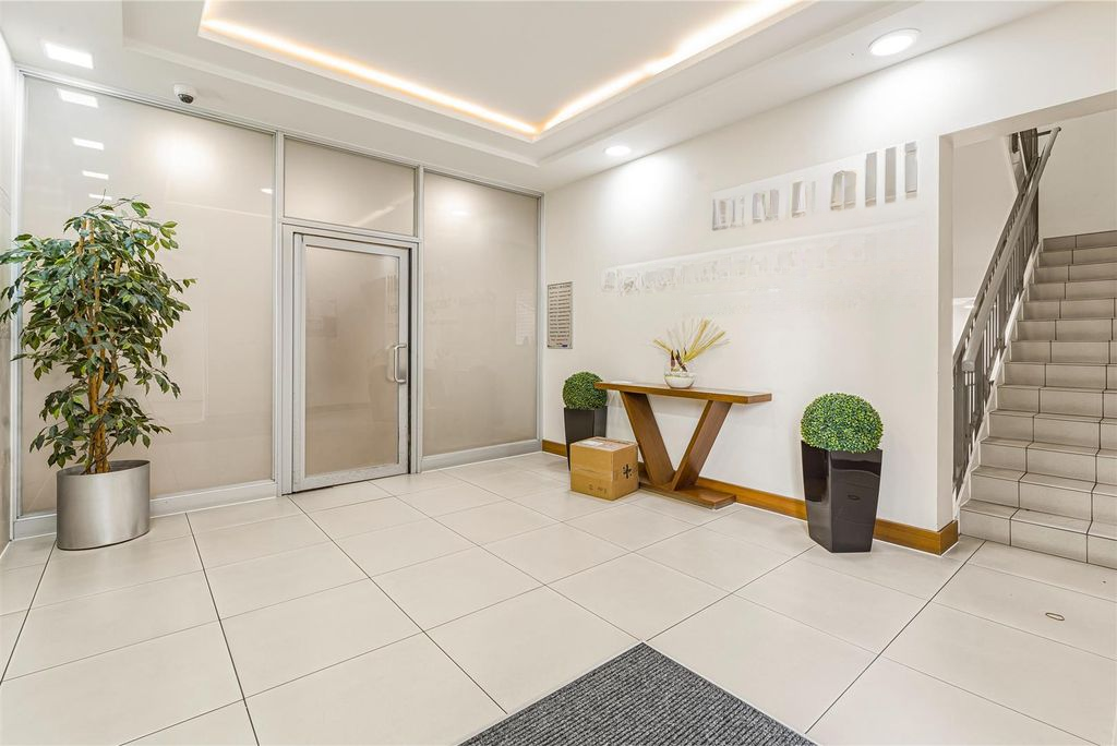 Квартира в Лондоне, Великобритания, 30 м² - фото 4