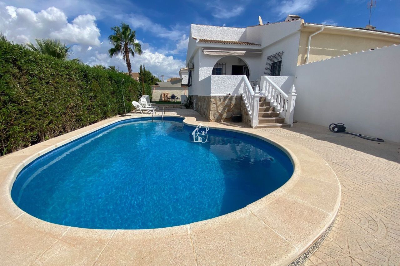 Дом в Торревьехе, Испания, 100 м² - фото 1