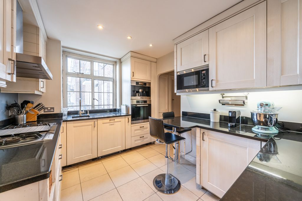 Квартира в Лондоне, Великобритания, 164 м² - фото 4