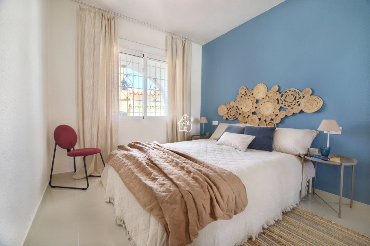 Шале в Торревьехе, Испания, 145 м² - фото 8