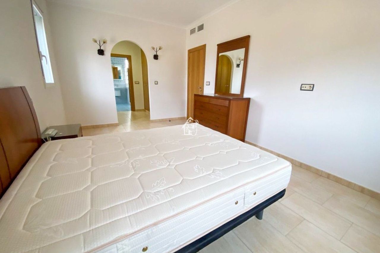 Дом в Ориуэле, Испания, 200 м² - фото 9